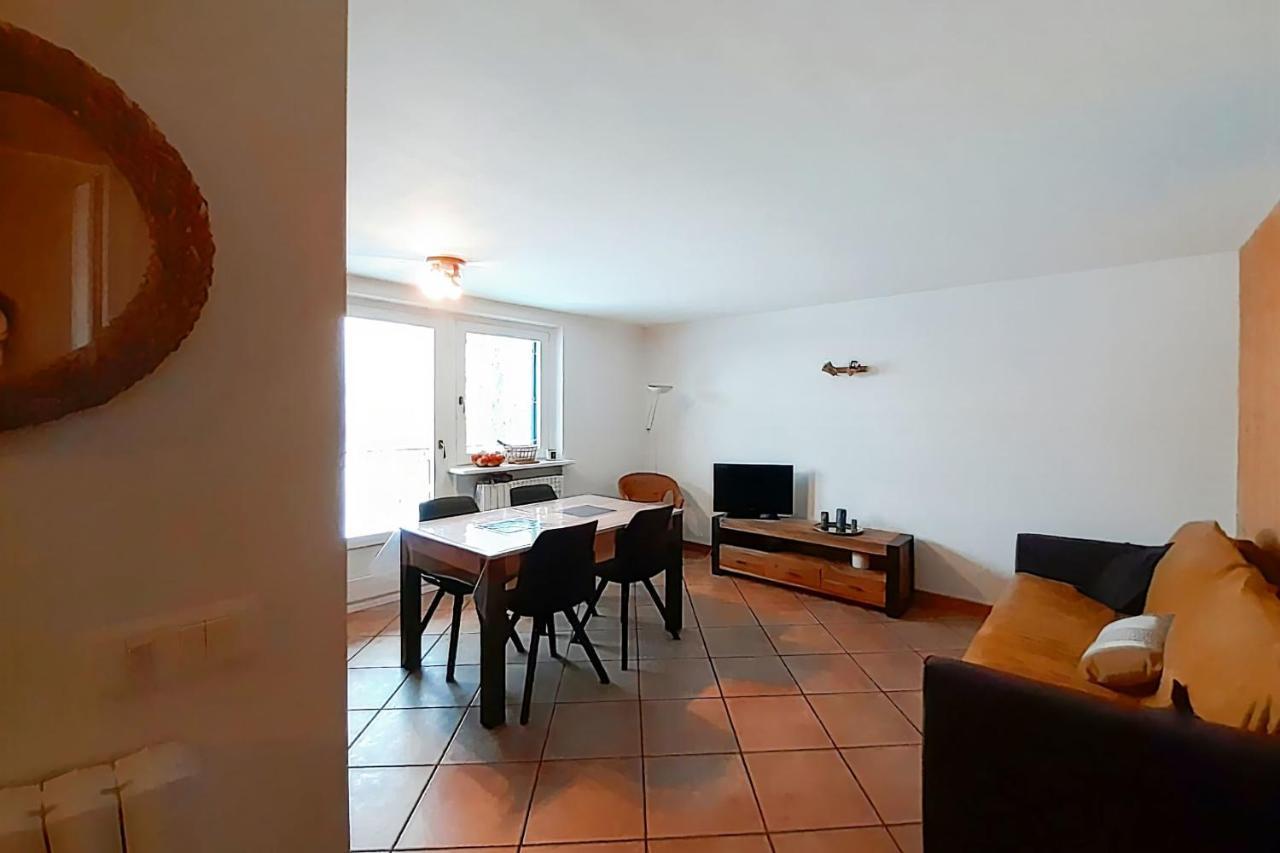 Flat Near The Slopes Chamonix Mont Blanc Apartment Exterior photo